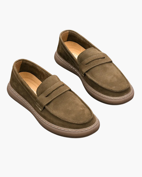 Mocassim masculino marrom com estilo Old Money e couro legítimo